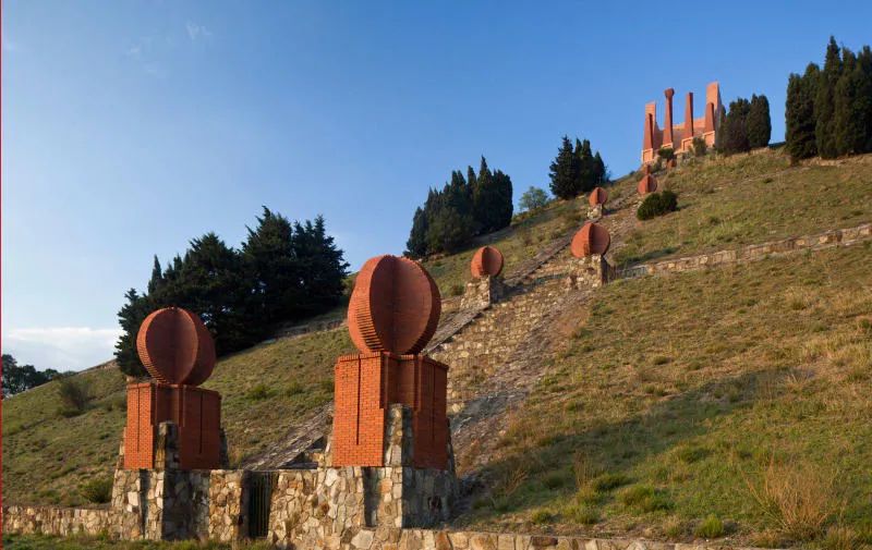 巨星陨落|西班牙著名建筑大师里卡多·波菲逝世