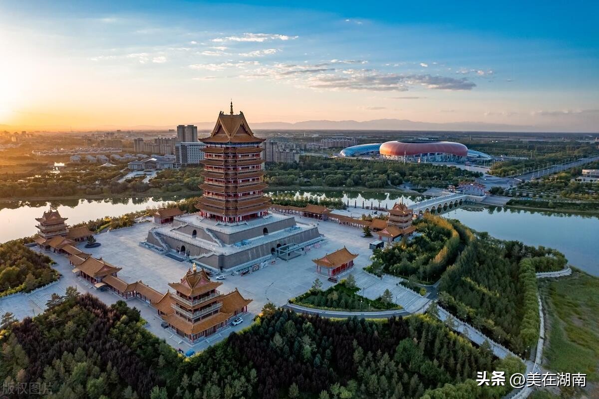 2023年高考录取分数线一分一段,2023年高考艺术类分数线组成