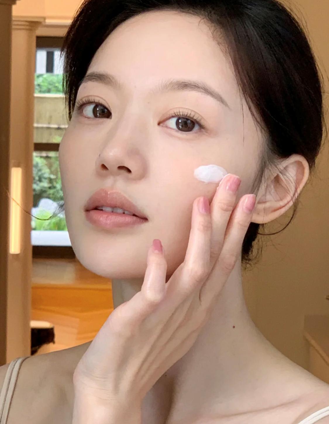 油皮秋冬季保湿维稳修护面霜测评,蔓之研skindna修护维稳面霜