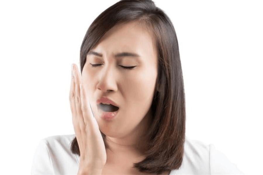 ​嘴巴有臭味被别人议论?不妨试试这些小妙招，或能助你口气变清新