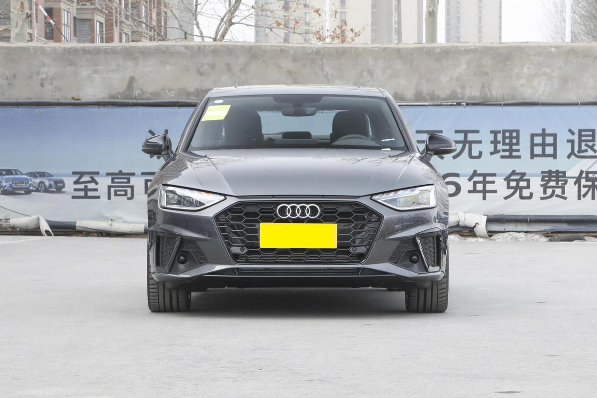 奥迪a4l2019款45tfsiquattro,奥迪a4l2022款45tfsiquattro