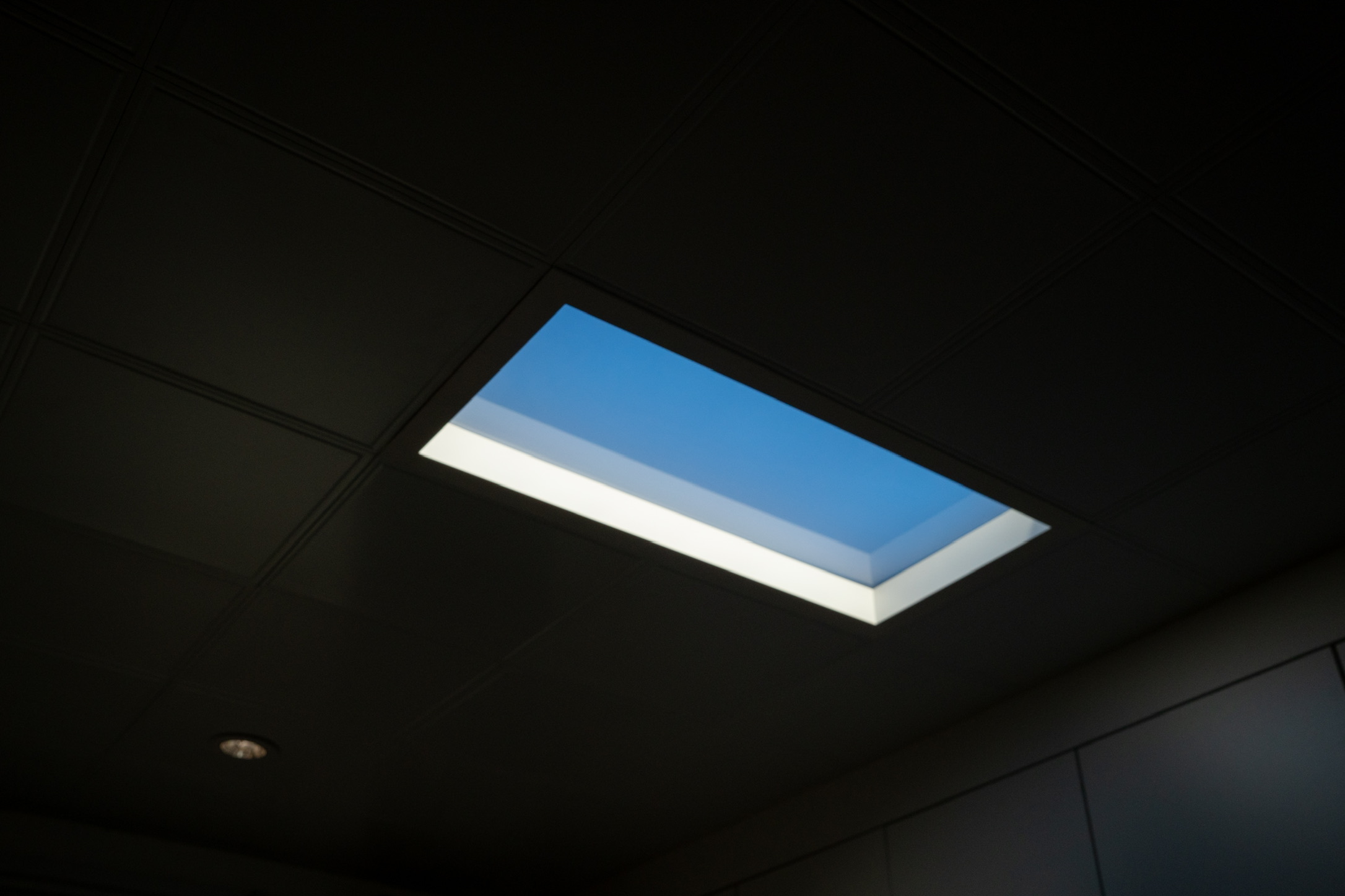 低楼层光线暗怎样提升采光,低楼层采光不好不想开灯怎么改善