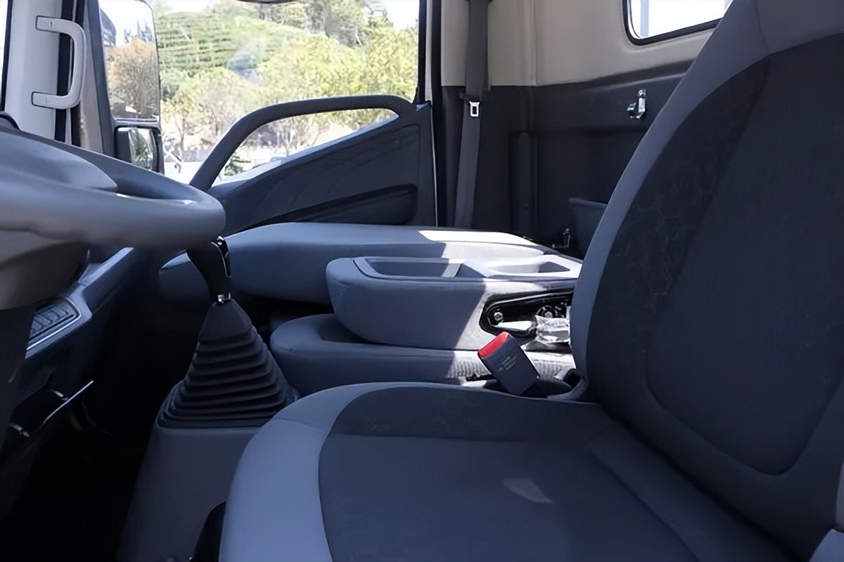 江铃凯运动力升级,全新江铃凯运实测