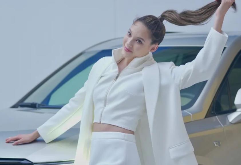 谷爱凌夺冠颁奖典礼全过程,天才少女谷爱凌北京冬奥夺冠背后