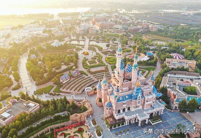 强迫游客消费2万被吊销导游证 (导游欺骗游客购物罚款多少)