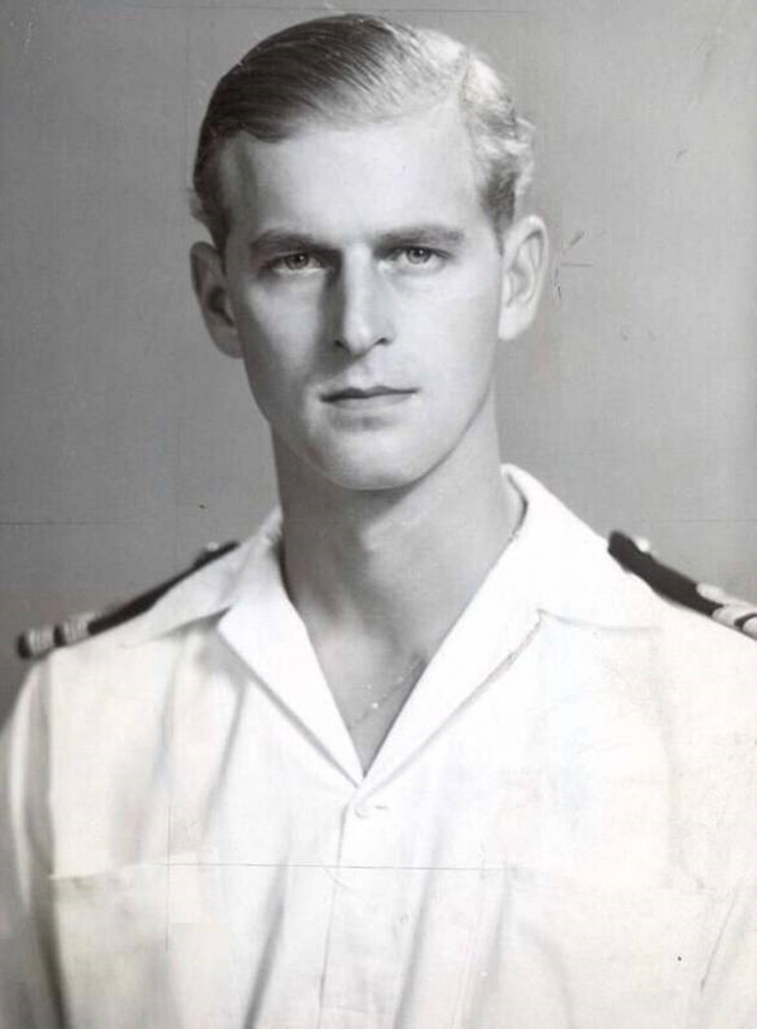 安德鲁的样子像亨利吗？亨利去世时英女王说了一句耐人寻味的话