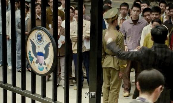 易烊千玺创业成功画面,易烊千玺找工作视频大全