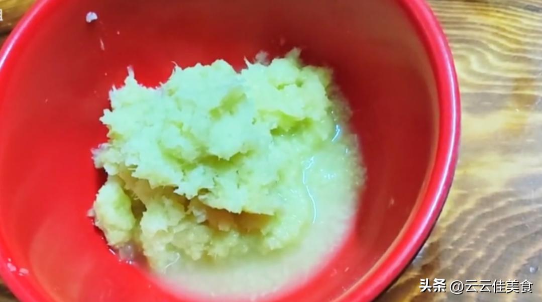 调肉馅的正确方法和技巧,调肉馅能放什么调料才使味道更好