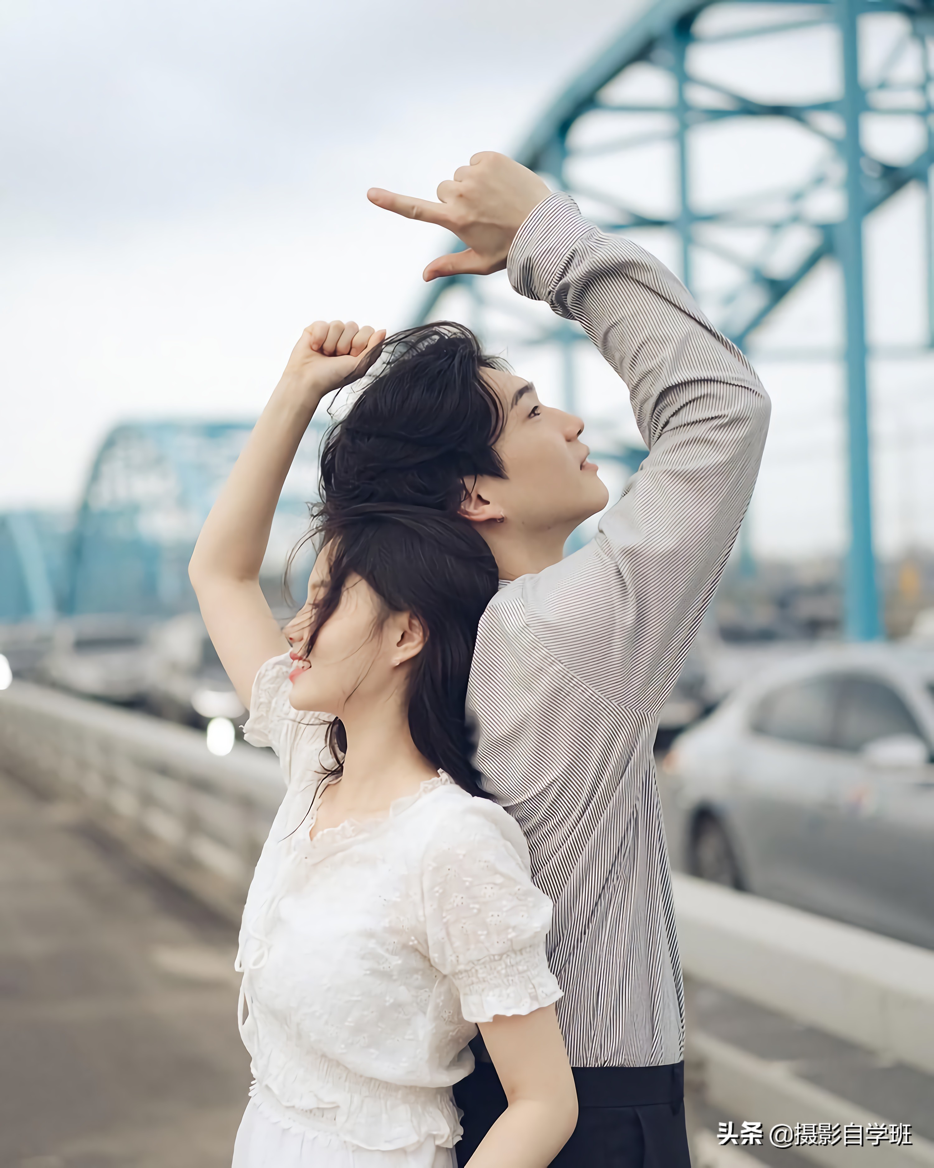 夫妻拍照姿势怎么拍好看,情侣拍照姿势大全教你拍出好照片