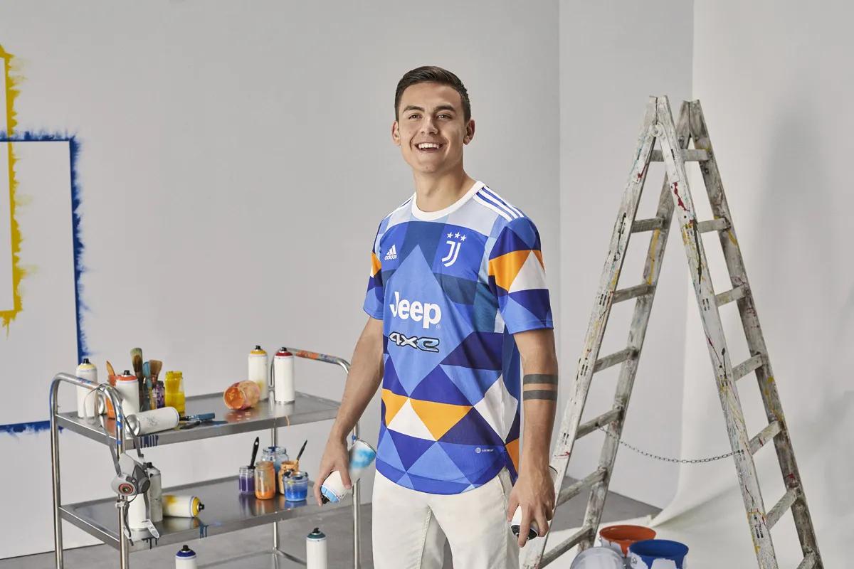 2018尤文主场球服,尤文图斯小魔仙10号