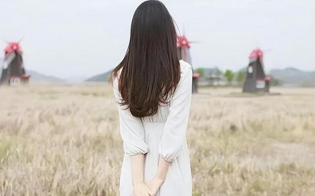 留守妇女给老公诉苦视频,留守妇女向老公诉苦