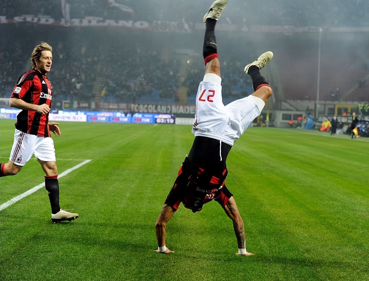 莱万结婚视频,波兰莱万年轻的时候