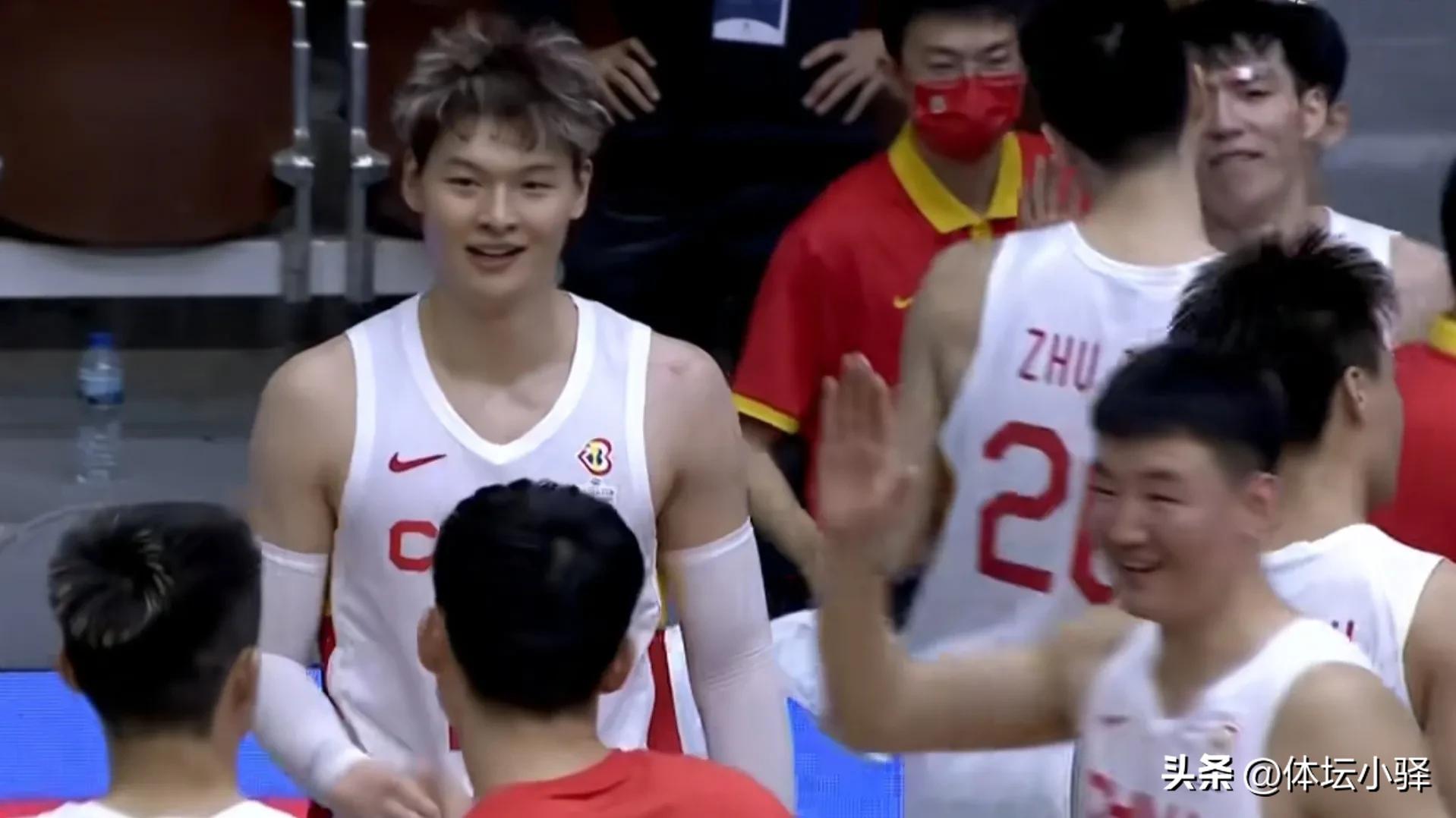 中国男篮世预赛vs伊朗队全场回放,世预赛中国男篮大胜中国第一节