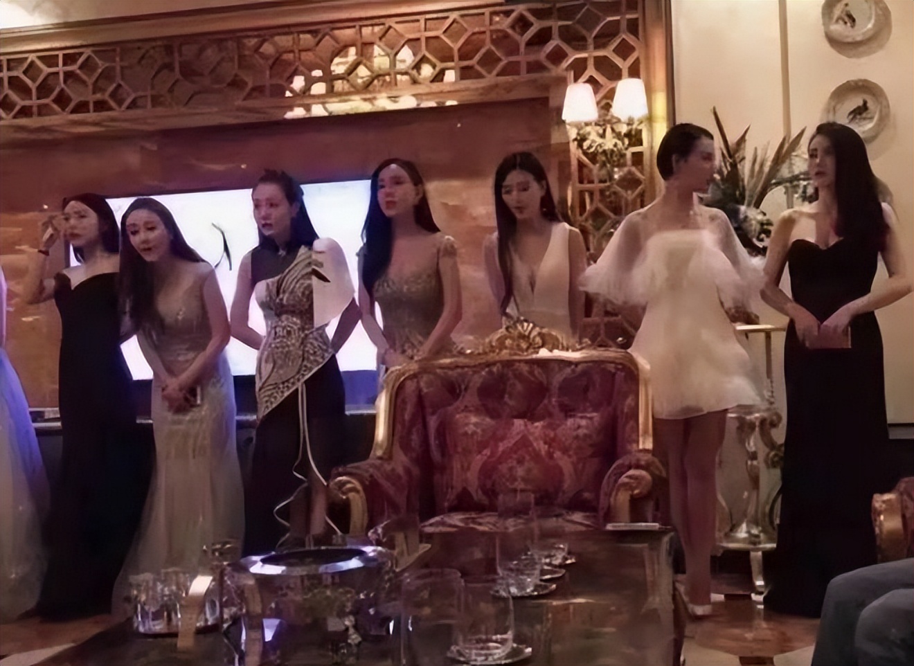 女子三亚三天赚60万,女子号称在三亚几天挣了60万