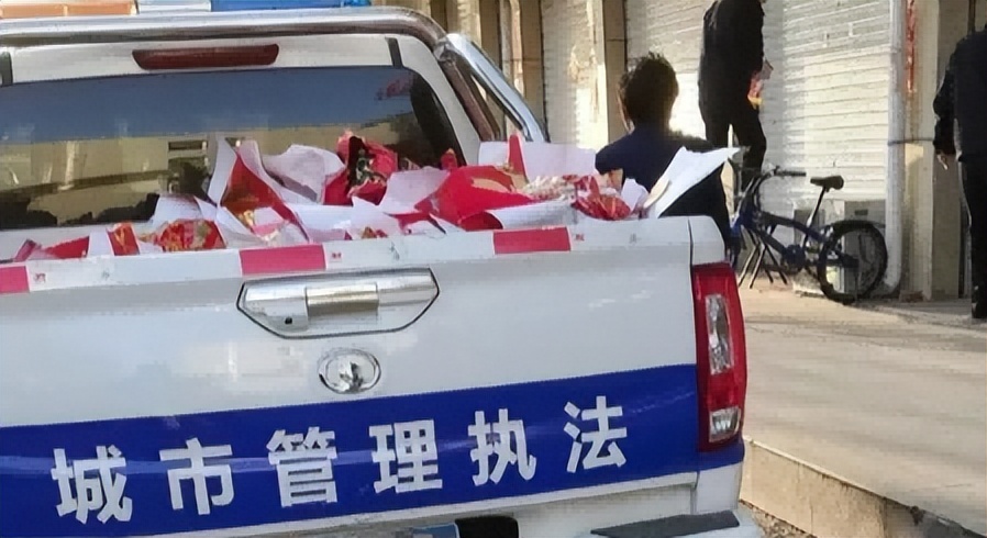 农妇洗衣服,农妇河边洗衣服引争议