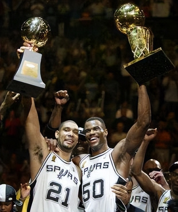 五冠王邓肯,圣安东尼奥马刺三巨头是谁