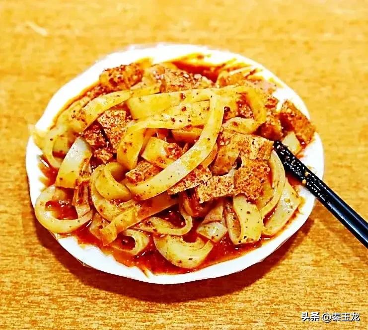 平凉美食羊肉泡,平凉特色美食暖锅