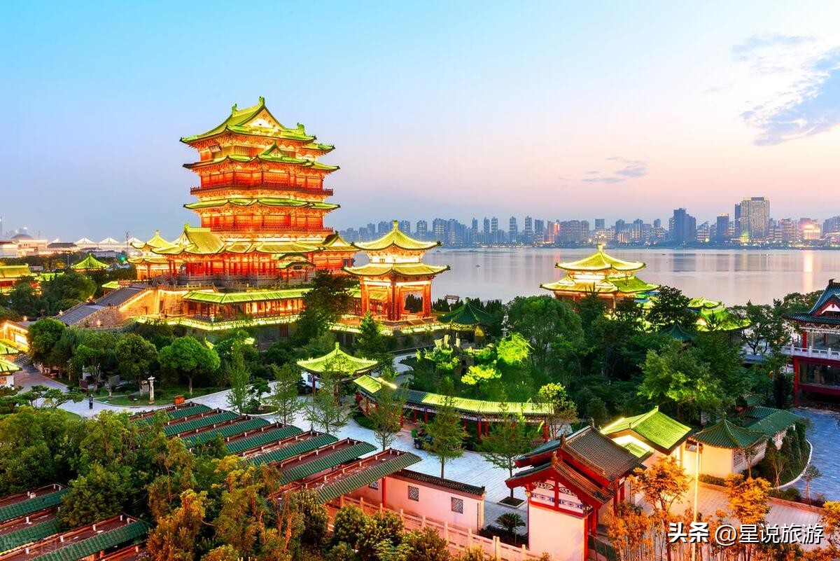 黄鹤楼岳阳楼滕王阁等四大名楼,黄鹤楼岳阳楼滕王阁蓬莱阁顺序