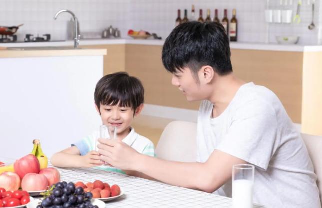 二段奶粉有营养一直吃二段可以吗,二段奶粉还有没有营养