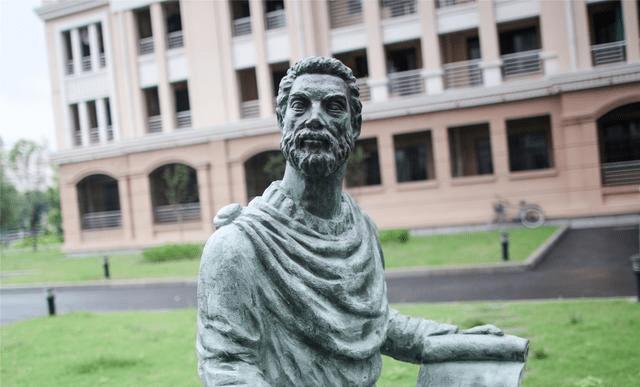 智慧宝典：看一个人是不是善良人，推荐你看这一点