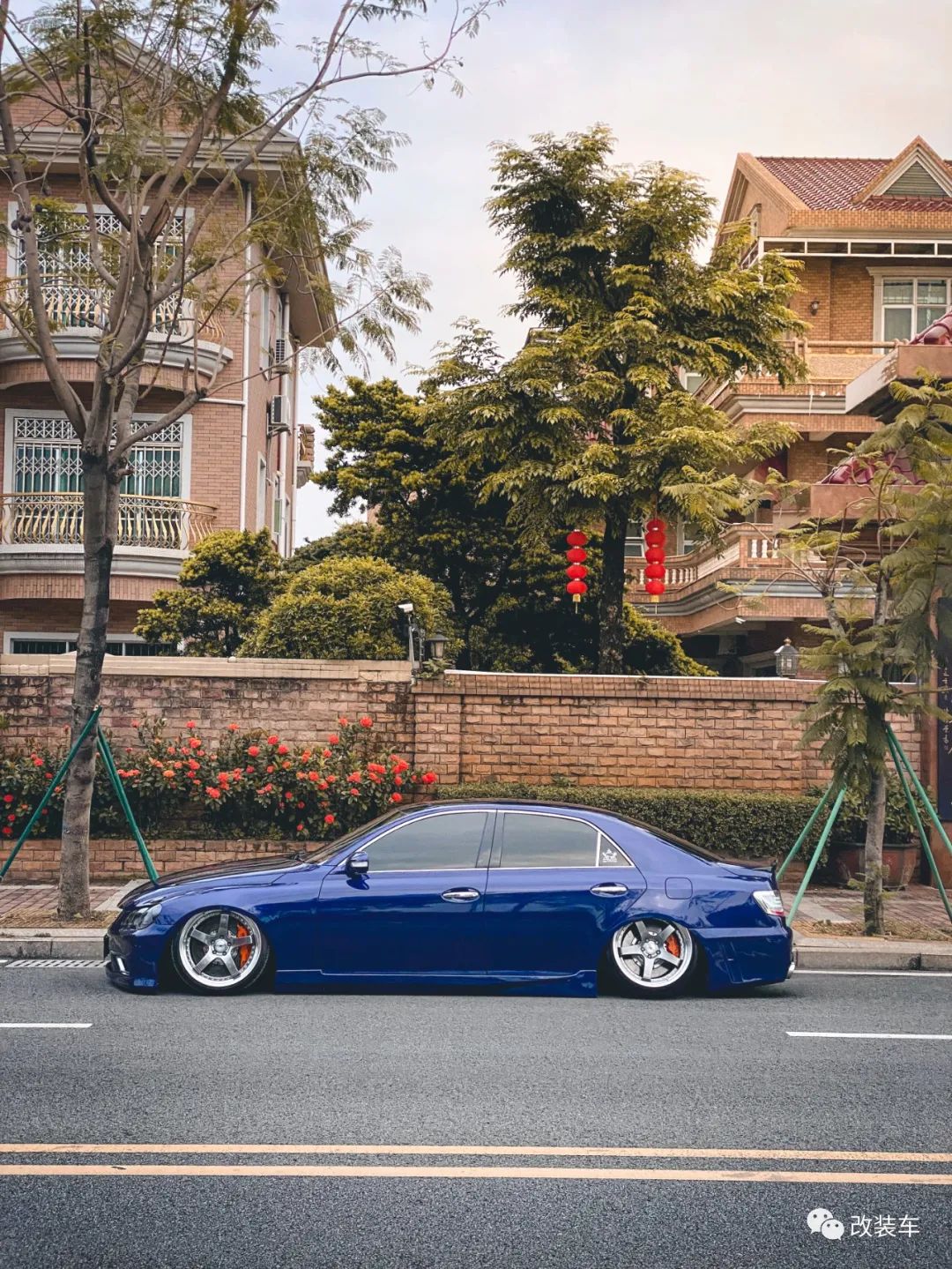 气动宽体丰田锐志,气动宽体姿态