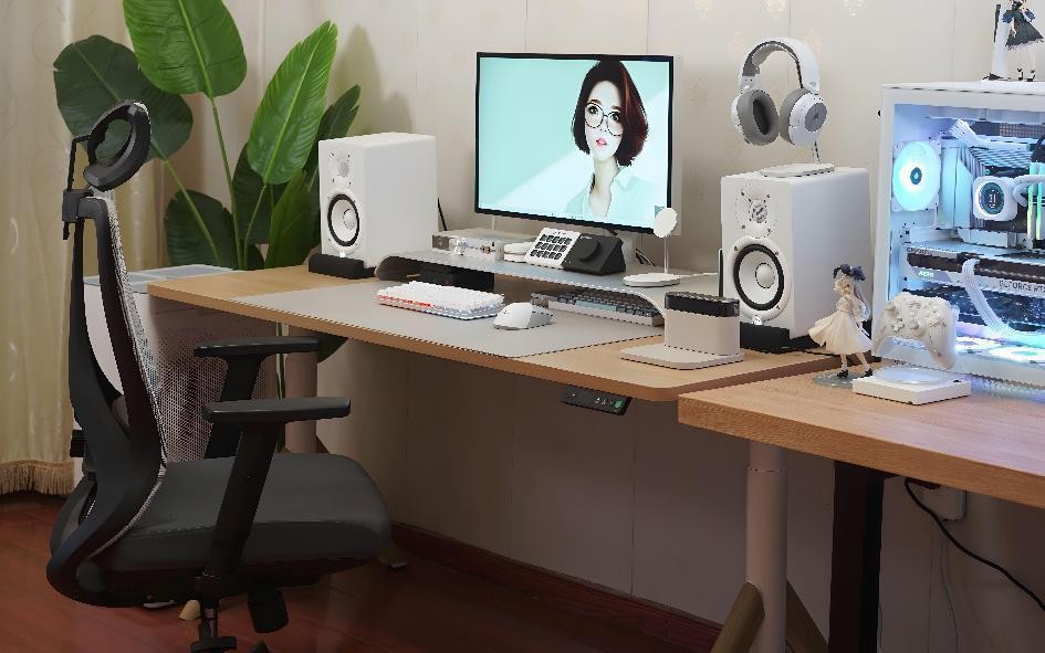 好看充满科技感的桌搭,桌搭好物推荐简约