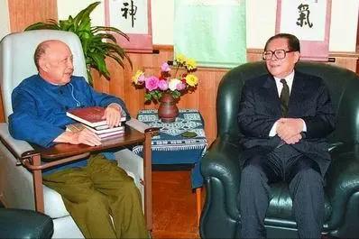 牛顿爱因斯坦神童,爱因斯坦牛顿两位超级天才