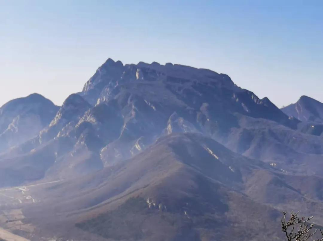 天地之中少林寺,中岳嵩山两个山哪个更好