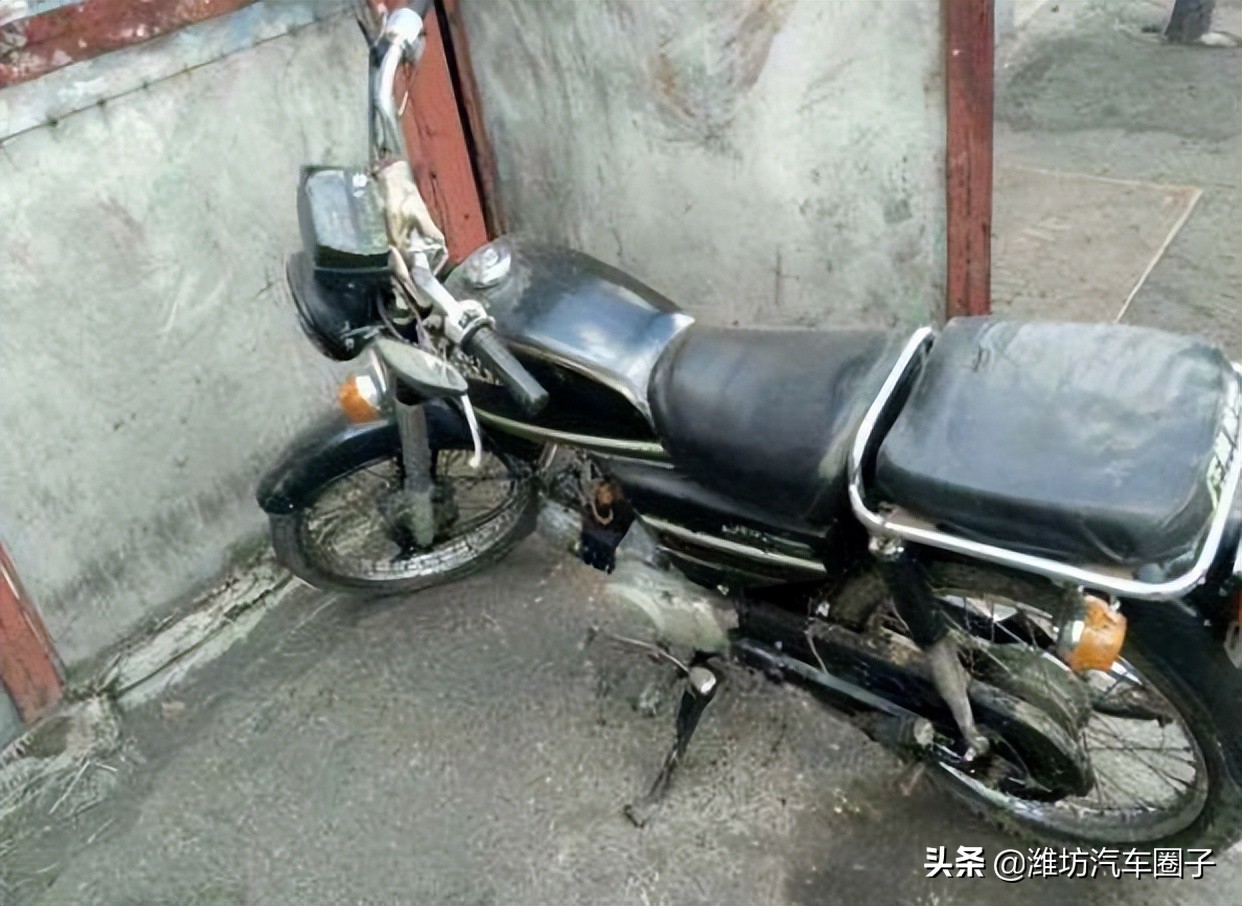 80年代嘉陵摩托是不是本田发动机,当年嘉陵70摩托车