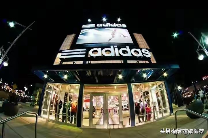 安踏和阿迪达斯哪个值得购买,宁愿买大牌也不买几千的包包