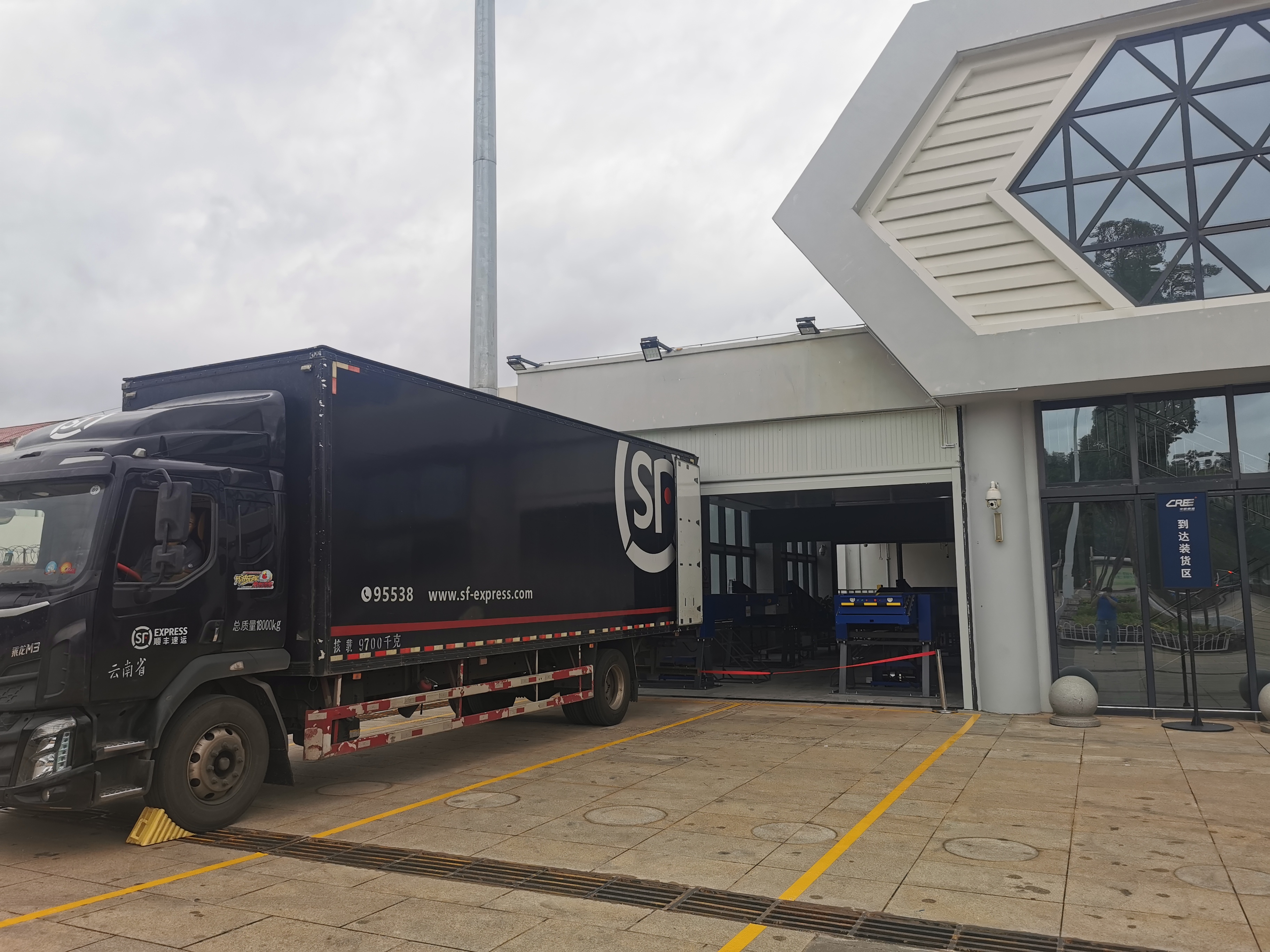 成都至昆明的高铁列车时刻表,成都至西昌高铁首发