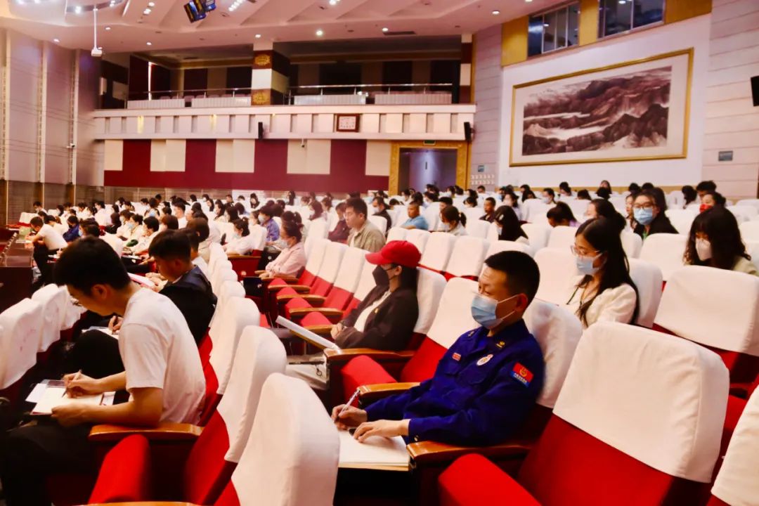 青年马克思主义者培养工程培训班,全区青年马克思主义者培训工程