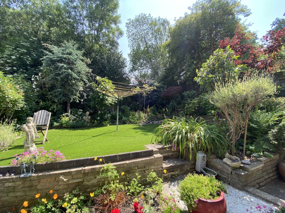 被当地政府指控“偷了”自家花园？他无奈告上法庭，赢得3万英镑