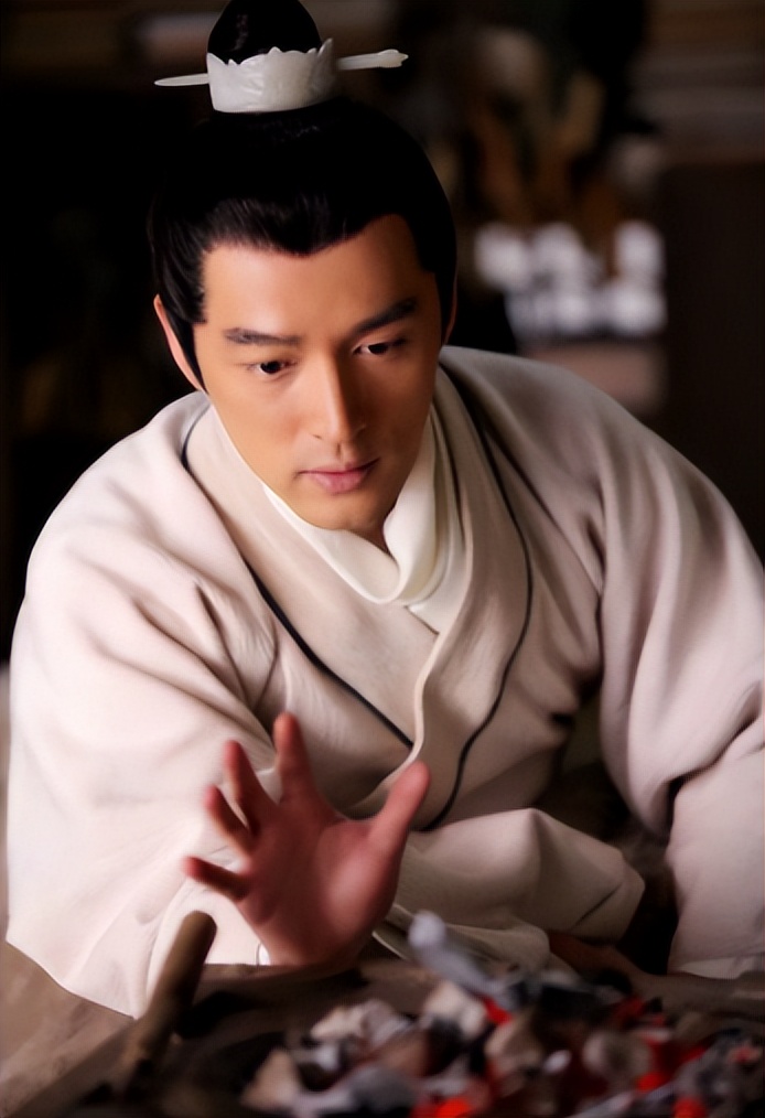 胡歌有多成熟稳重,胡歌的艰难历程