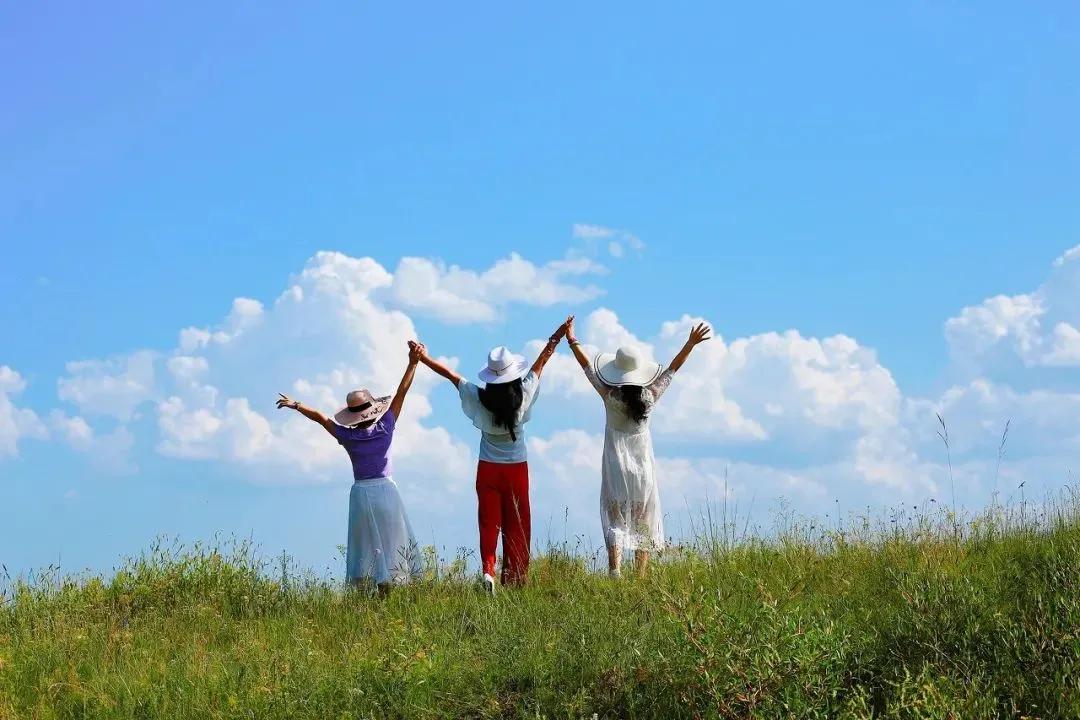 静而不争做一个淡泊中进取的女人,不惊不扰静而不争的女人很强大