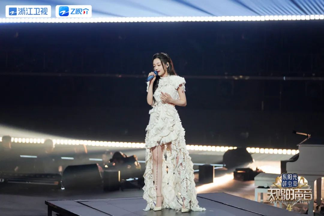 朱砂痣与白月光林夕,朱砂痣与白月光唱歌模板