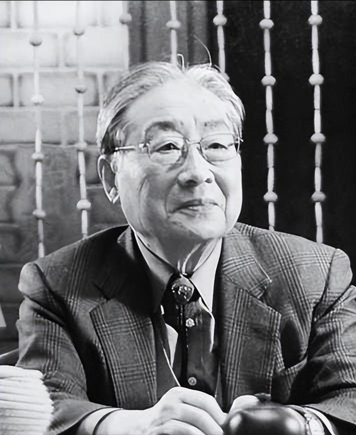 翁万戈为什么将文物捐给美国,翁万戈捐给美国183件珍贵文物