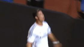 世界杯c罗进球庆祝全场配音,c罗对西班牙进球拉莫斯庆祝