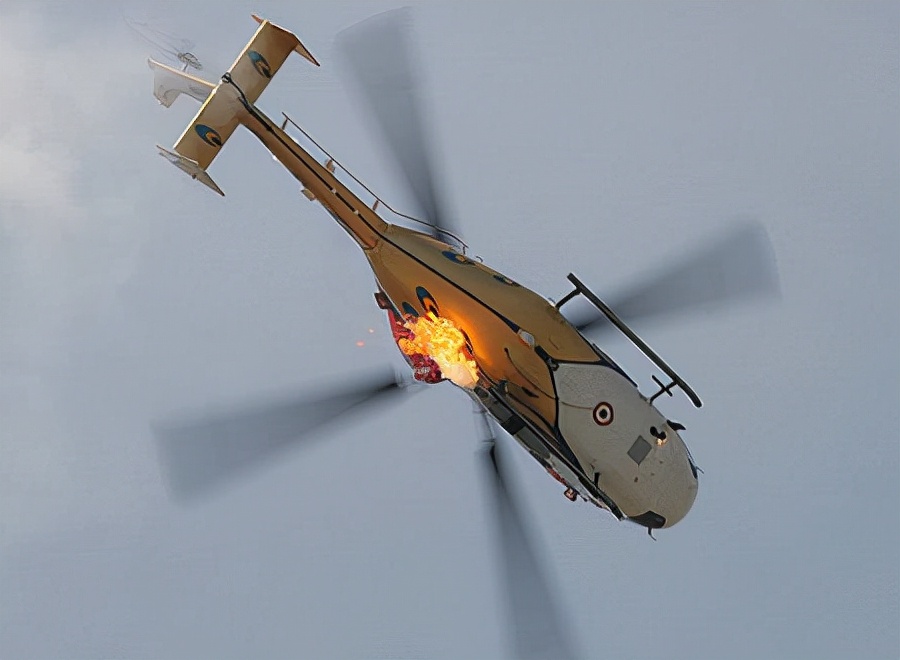 3年坠毁4架，差点把本国总统“带走”，厄瓜多尔为何买印度飞机？