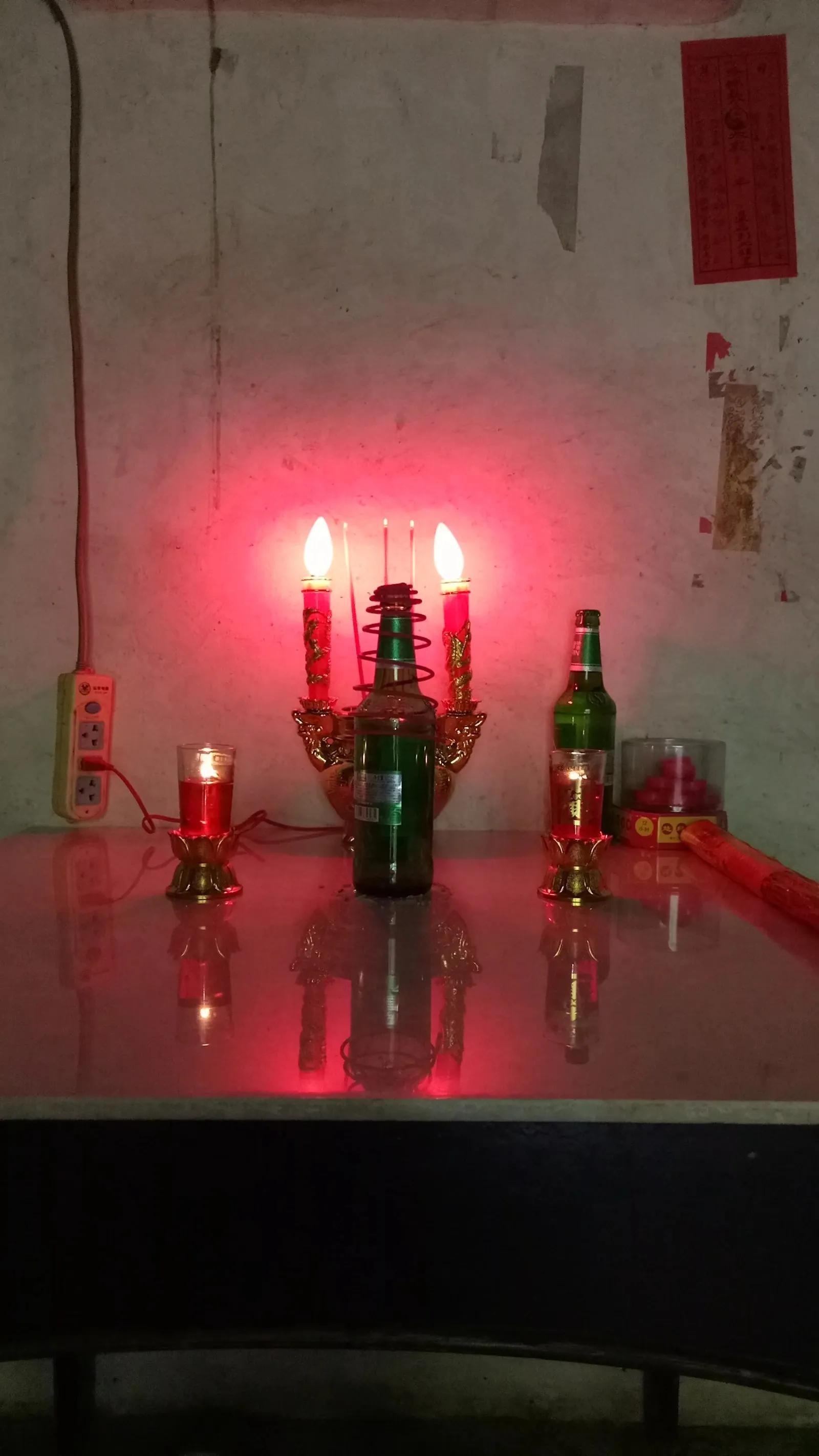 忆母恩悼念图片,戏曲民间悲曲忆母恩