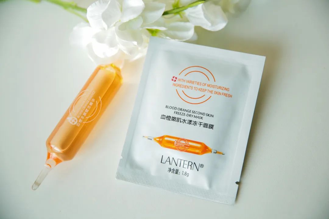 中年女士敷面膜有什么好处,揭秘冬季敷面膜的正确打开方式