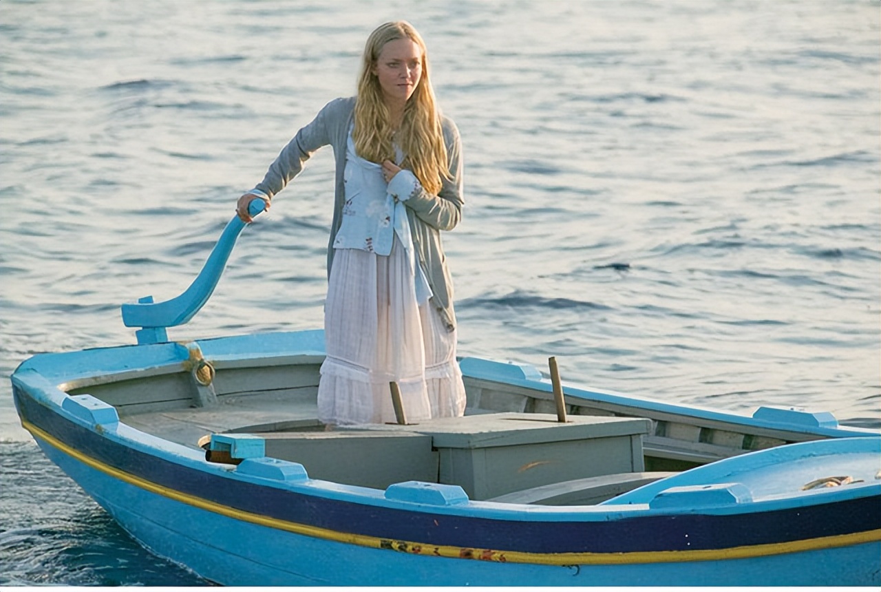 夏日度假季，以电影中的穿搭为模板，把自己想象成女主角