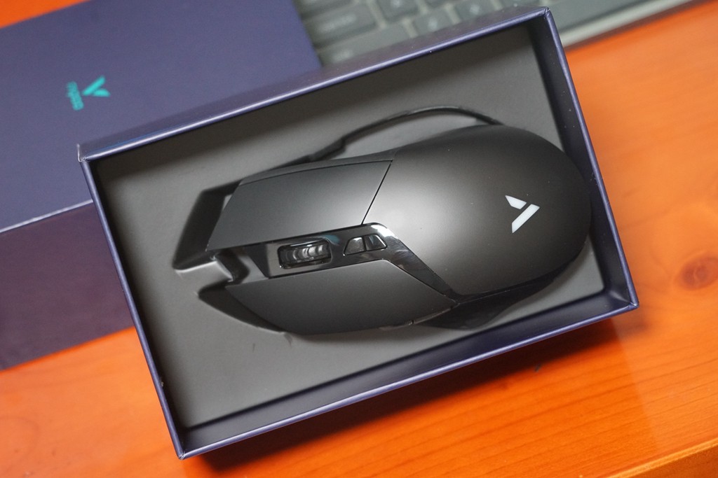 雷柏V30W游戏鼠标,雷柏v30w游戏鼠标评测160小时续航