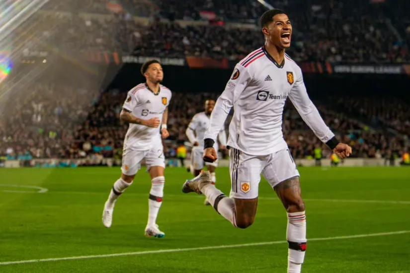 欧联杯曼联总比分4-0晋级四强,巴塞罗那曼联欧冠决赛视频直播