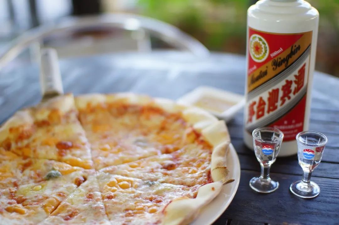 白酒库存,白酒库存堰塞湖