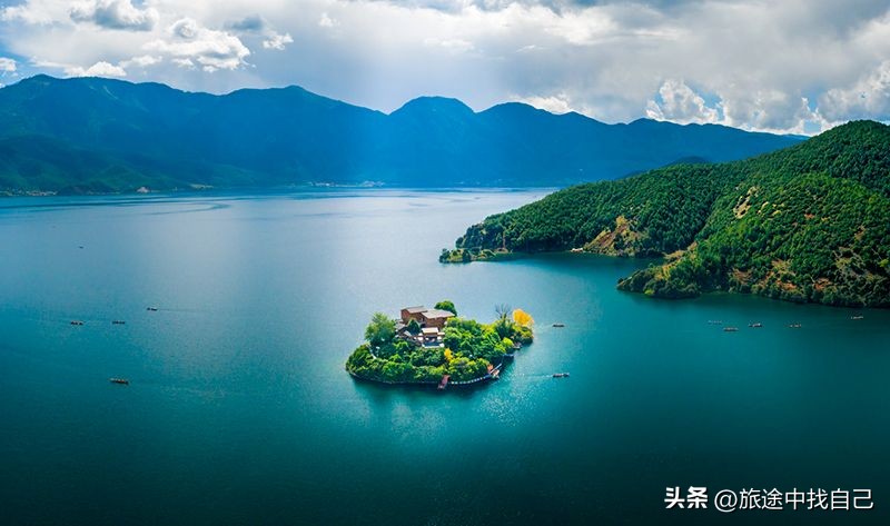 云南旅游攻略热门景点解析,云南旅游十大攻略和特产