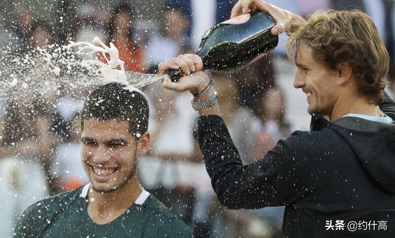 新生代小帅哥阿尔卡拉斯，被纳豆和小德宠溺的网坛小鲜肉