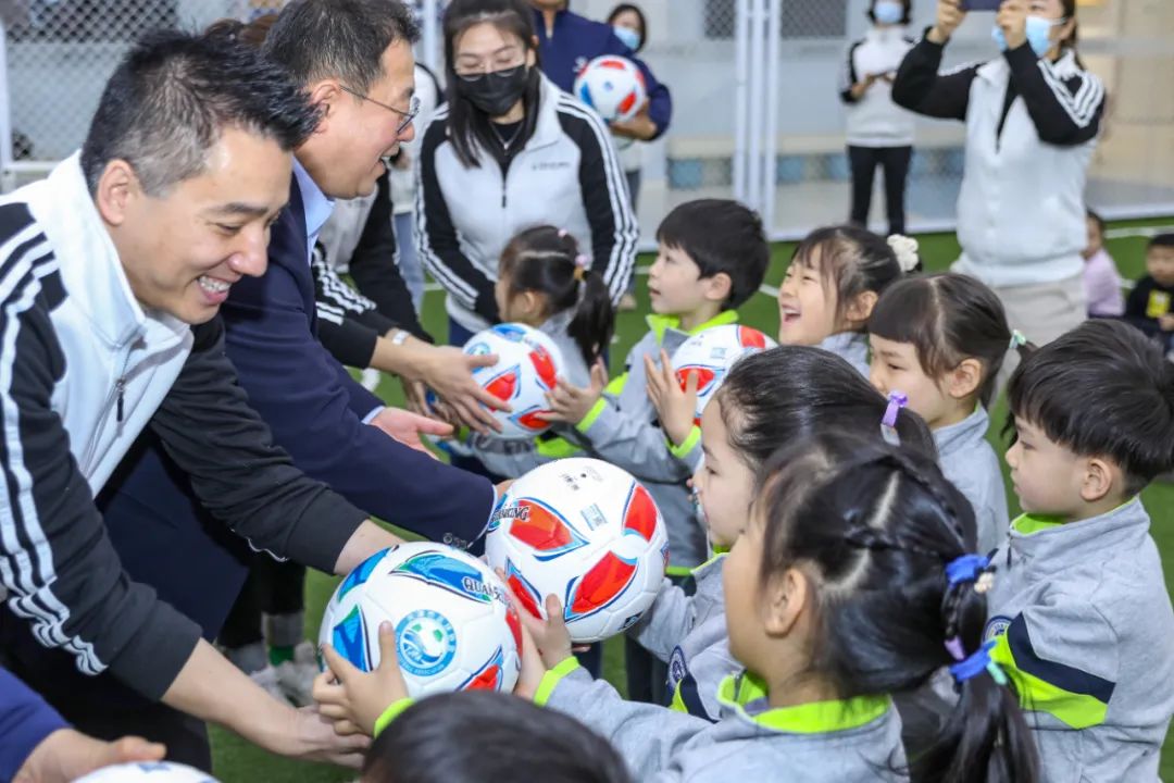 天津大风车童博幼儿园,天津幼儿园足球