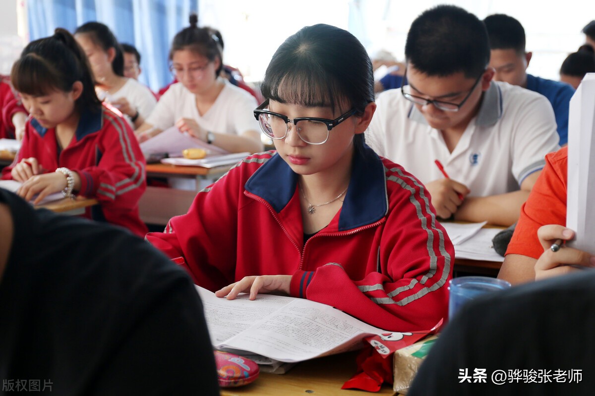 老人心脏支架十年又发生脑梗,父亲脑梗住院医生没放支架