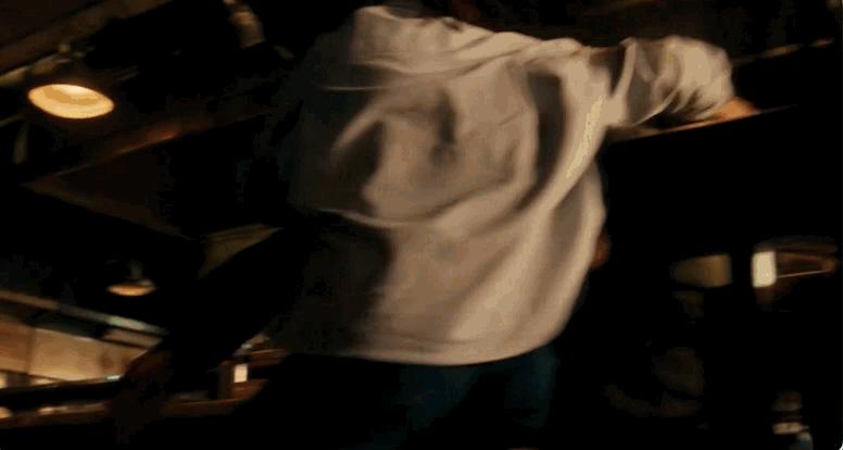 网飞顶级尺度，这R级新片真猛